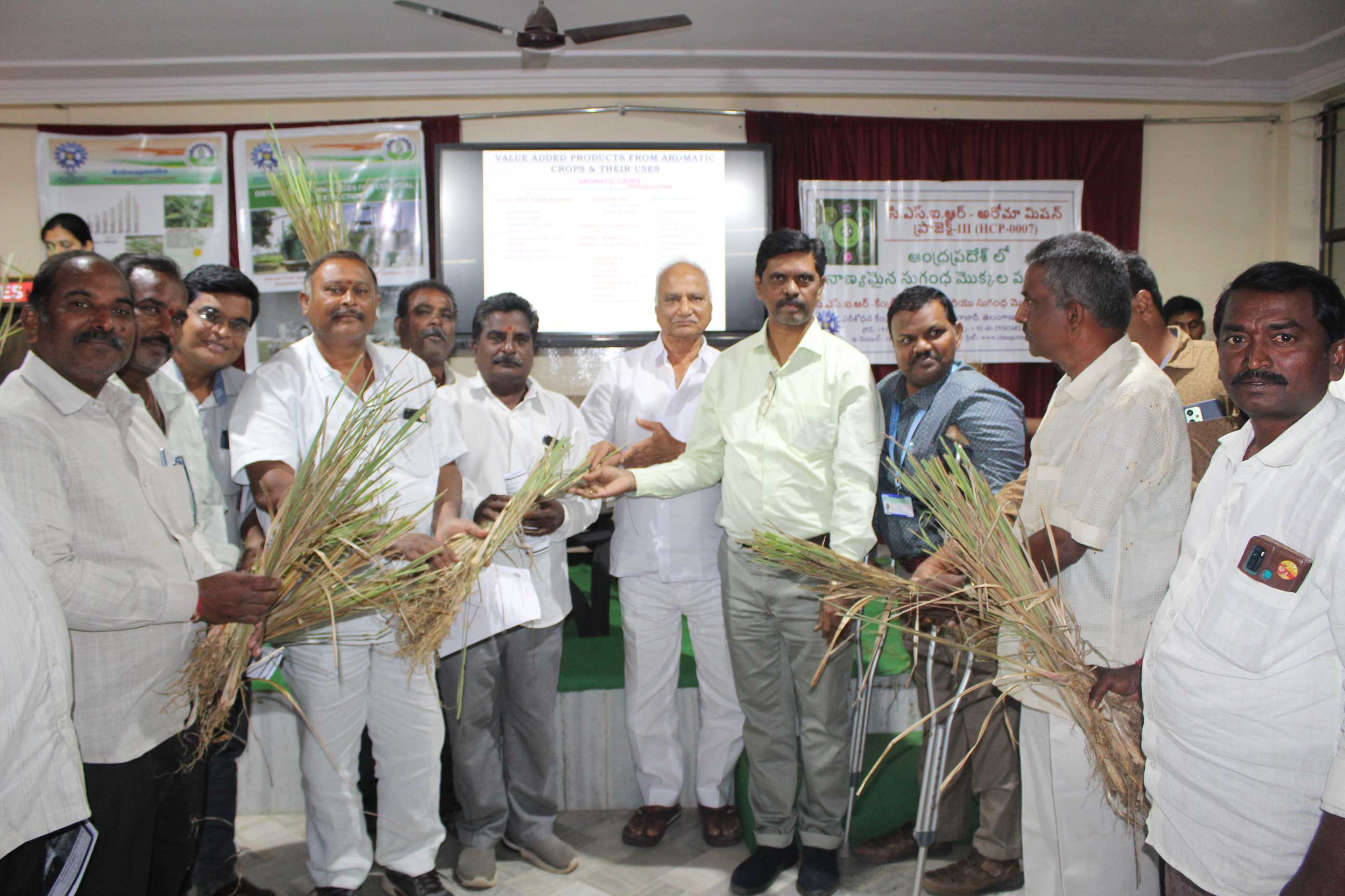 Awareness on  medicinal and aromatic plants by scientist from CSIR -CIMAP @Sri Prakash